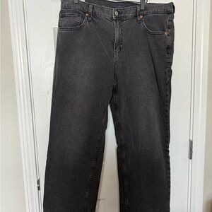 GAP Women’s Black 90’s Loose Mid Rise Jeans EUC 32/14 short